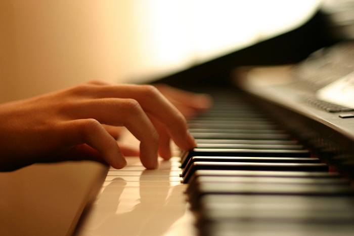 Học đàn PIANO cho người lớn, người quá tuổi học đàn