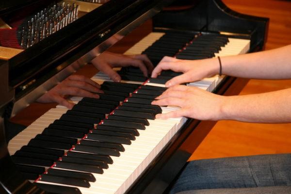 Chia sẻ cách học đàn Piano giỏi và đạt hiệu quả cao